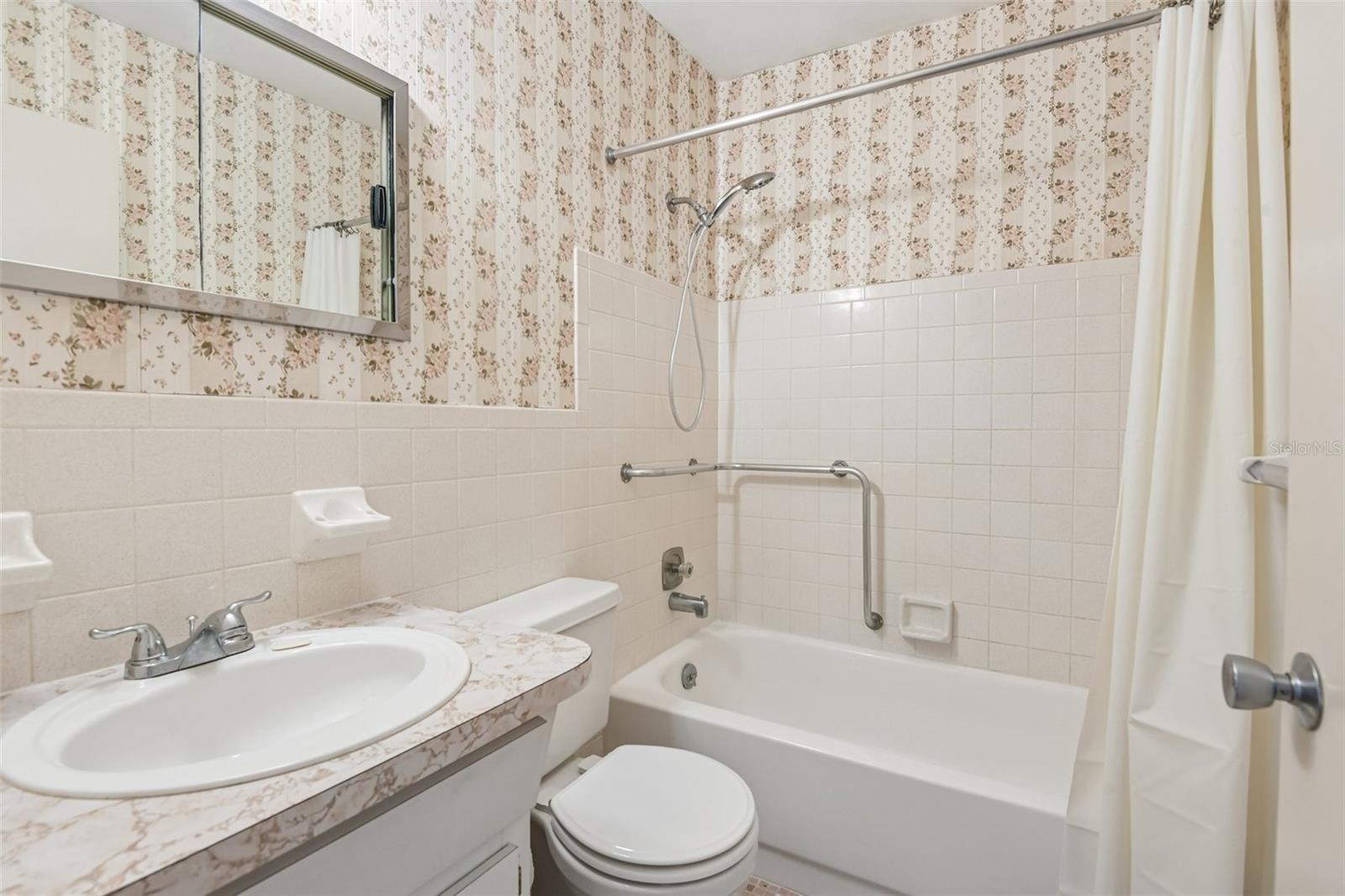 2460 PERSIAN DR #44, CLEARWATER, FL — photo 20