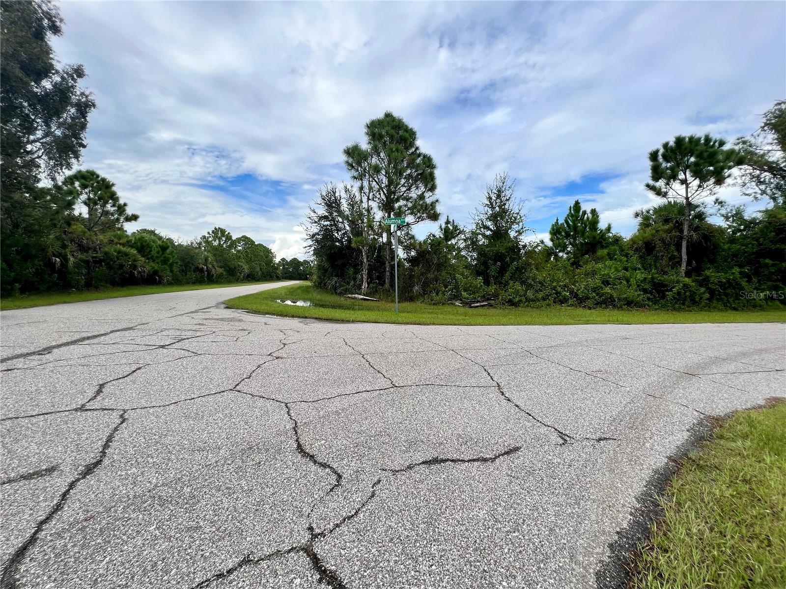 12068 ALUMNA AVE, PORT CHARLOTTE, FL — photo 2