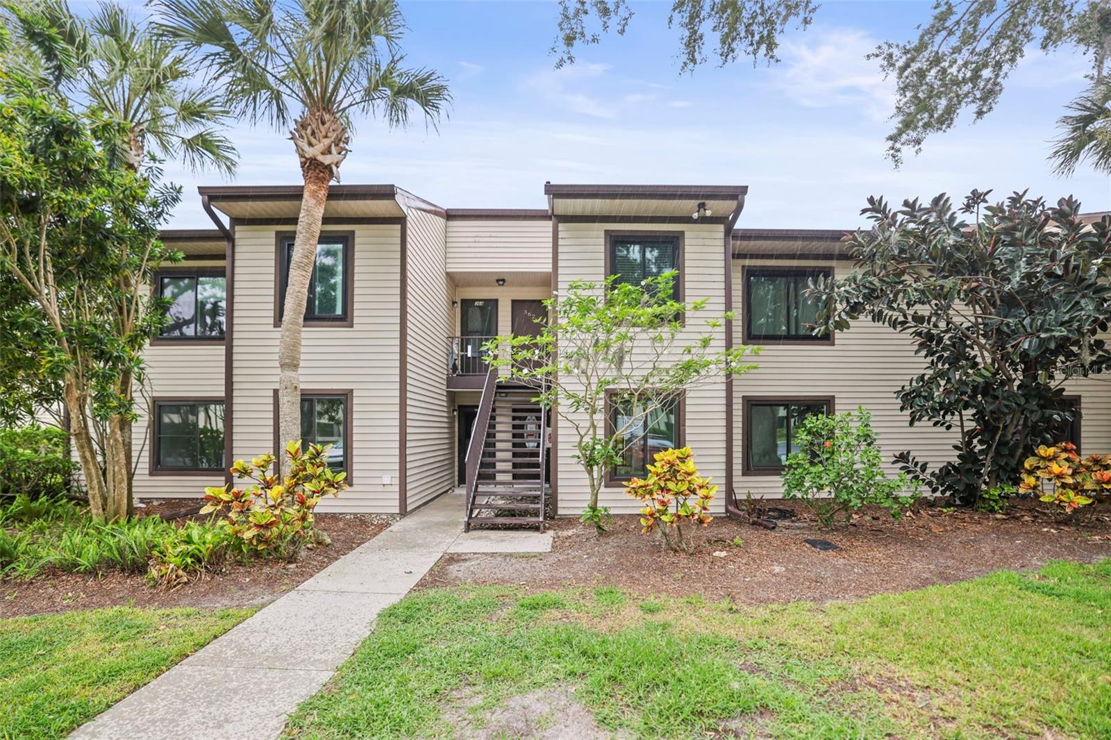 358 MOORINGS COVE DR #4B, TARPON SPRINGS, FL