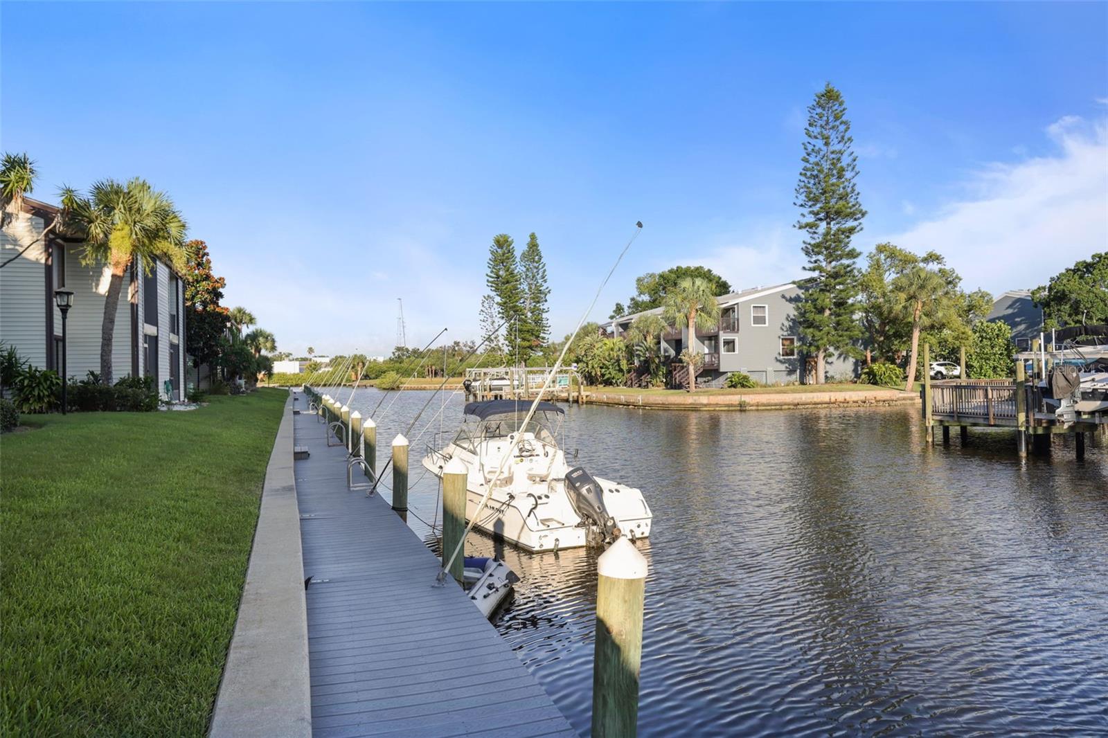 358 MOORINGS COVE DR #4B, TARPON SPRINGS, FL — photo 12