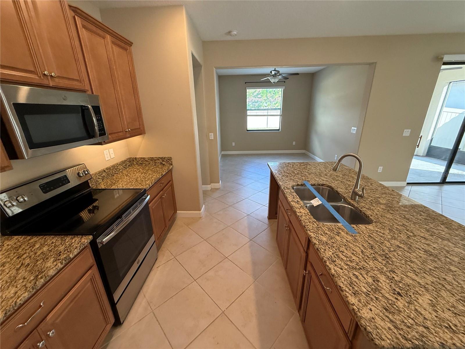 16852 SCUBA CREST ST, WIMAUMA, FL — photo 3