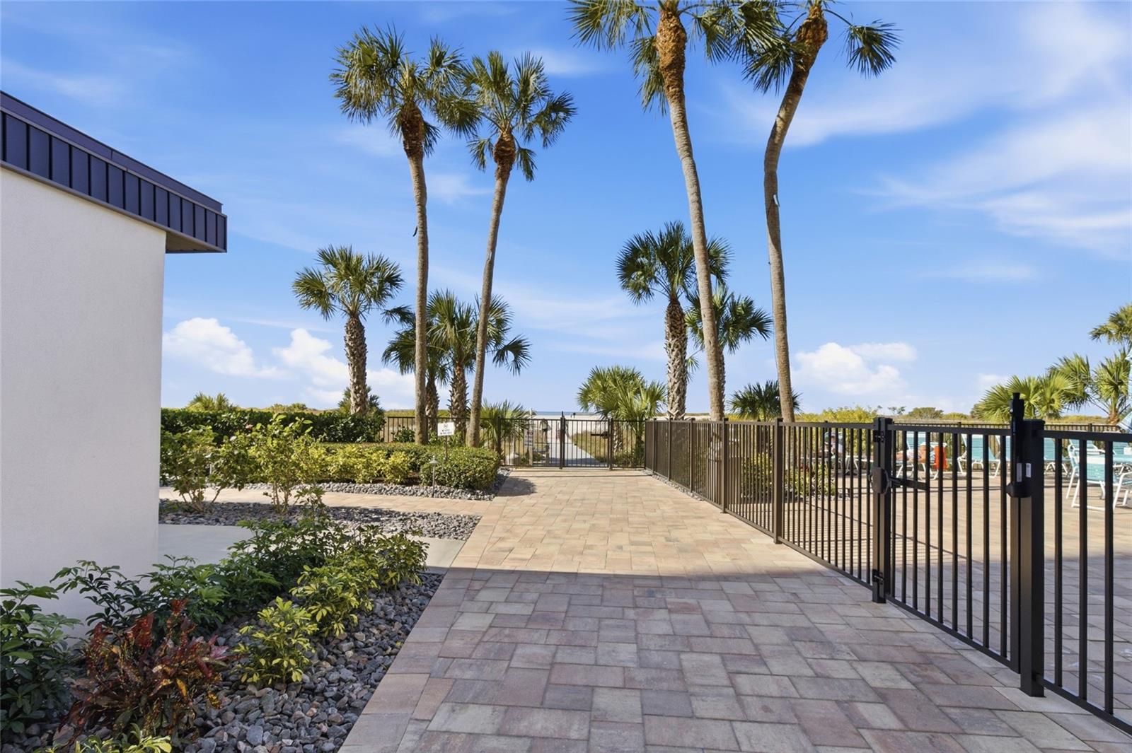 1270 GULF BLVD #2007, CLEARWATER BEACH, FL — photo 28