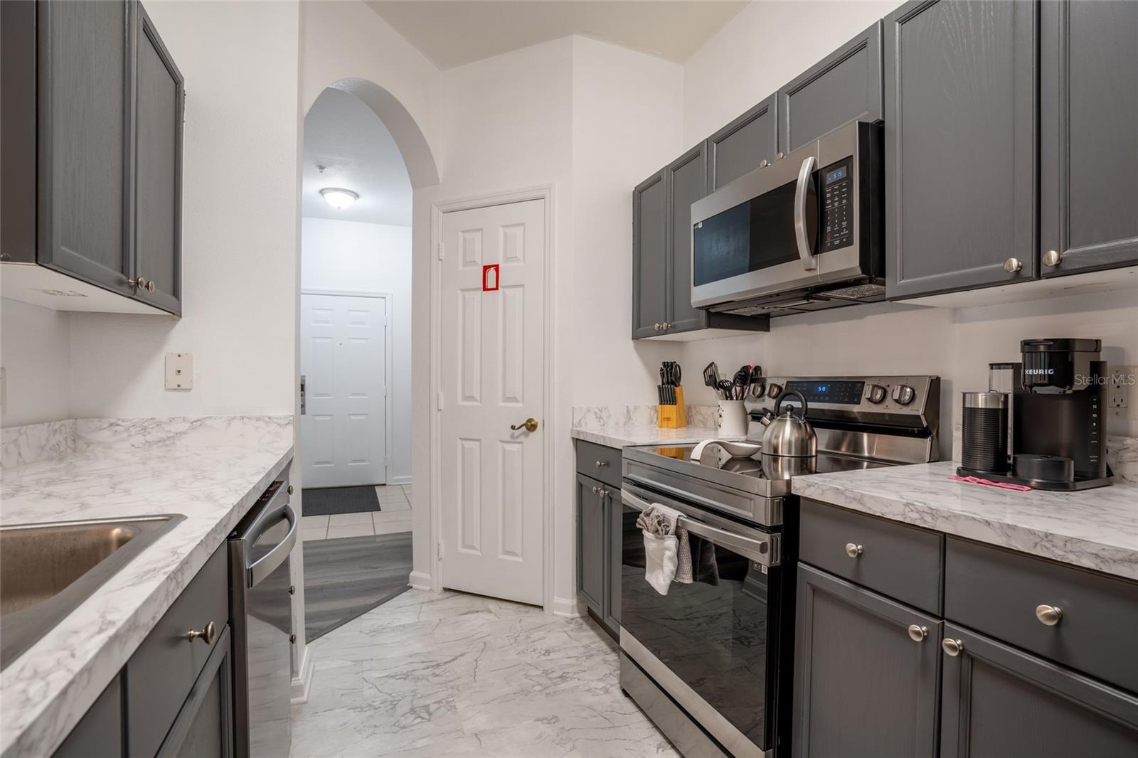 2303 BUTTERFLY PALM WAY #303, KISSIMMEE, FL — photo 13