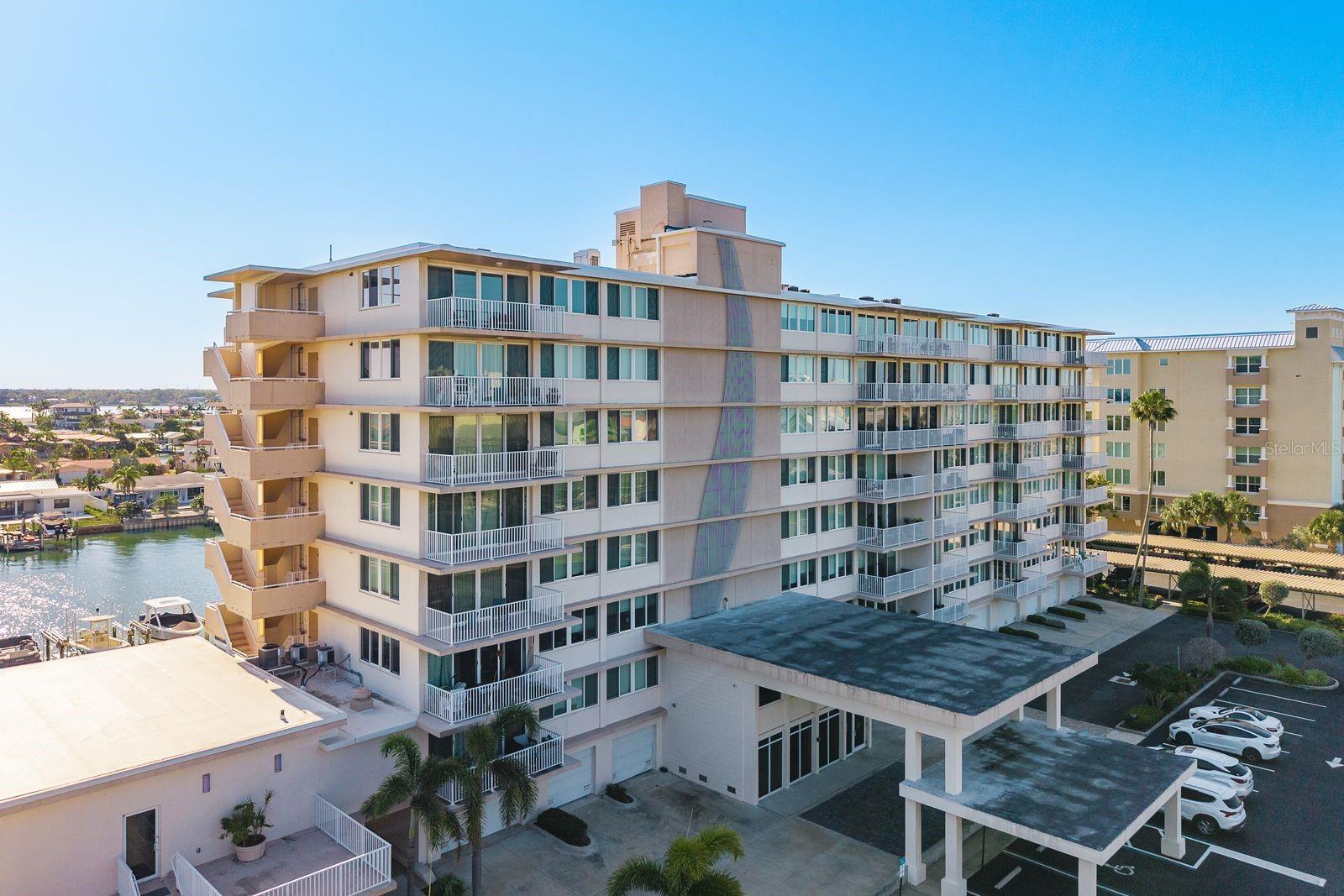 223 ISLAND WAY #2D, CLEARWATER BEACH, FL — photo 3