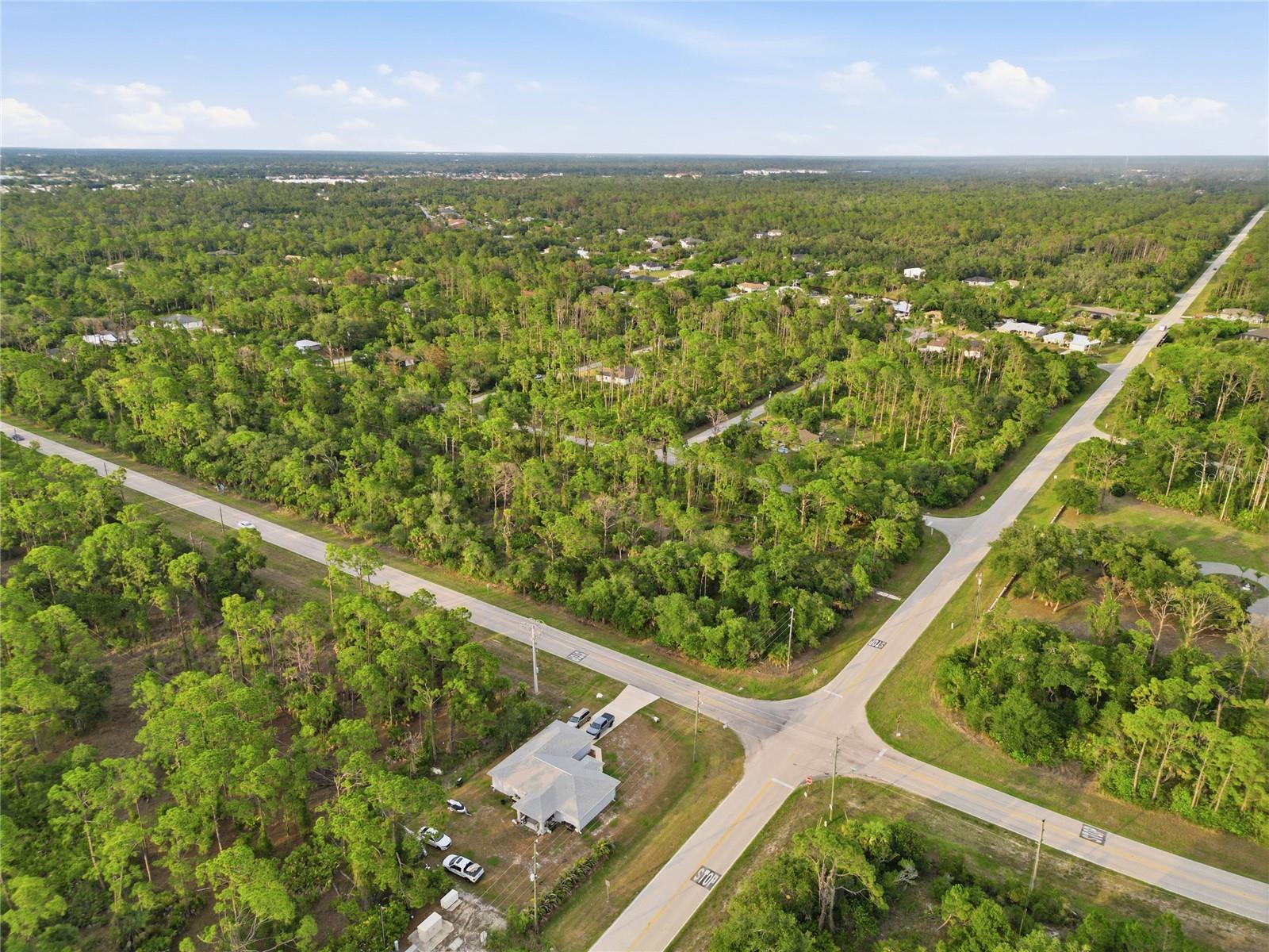 501 CHAMPION ST DR, PORT CHARLOTTE, FL — photo 5