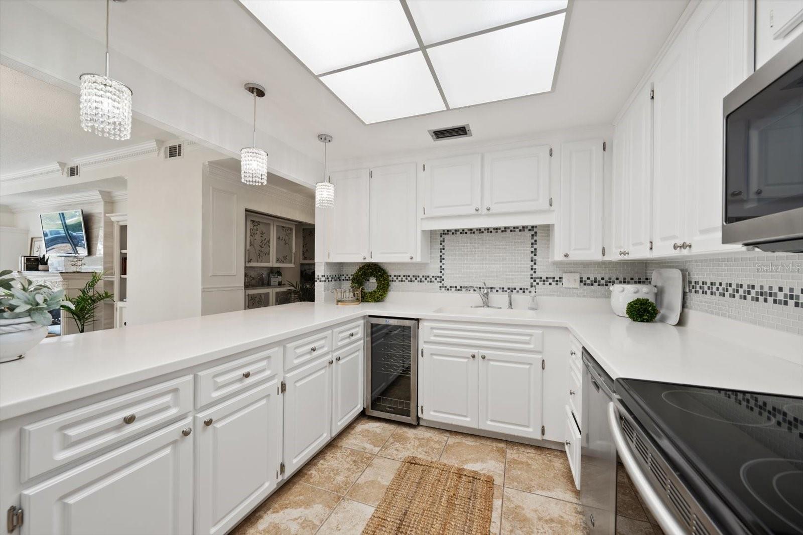 4 BELLEVIEW BLVD #106, BELLEAIR, FL — photo 10
