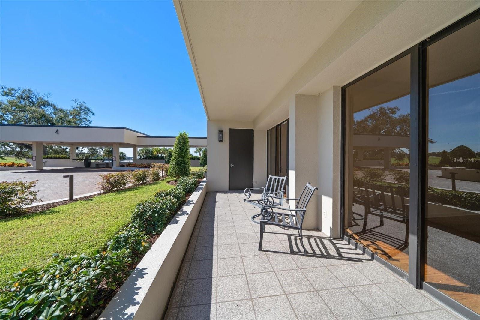 4 BELLEVIEW BLVD #106, BELLEAIR, FL — photo 23