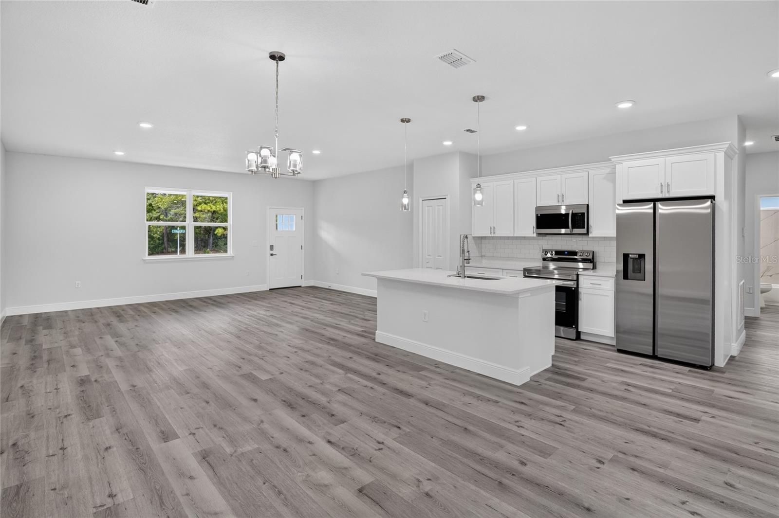 7959 N SARAZEN DR, CITRUS SPRINGS, FL — photo 3
