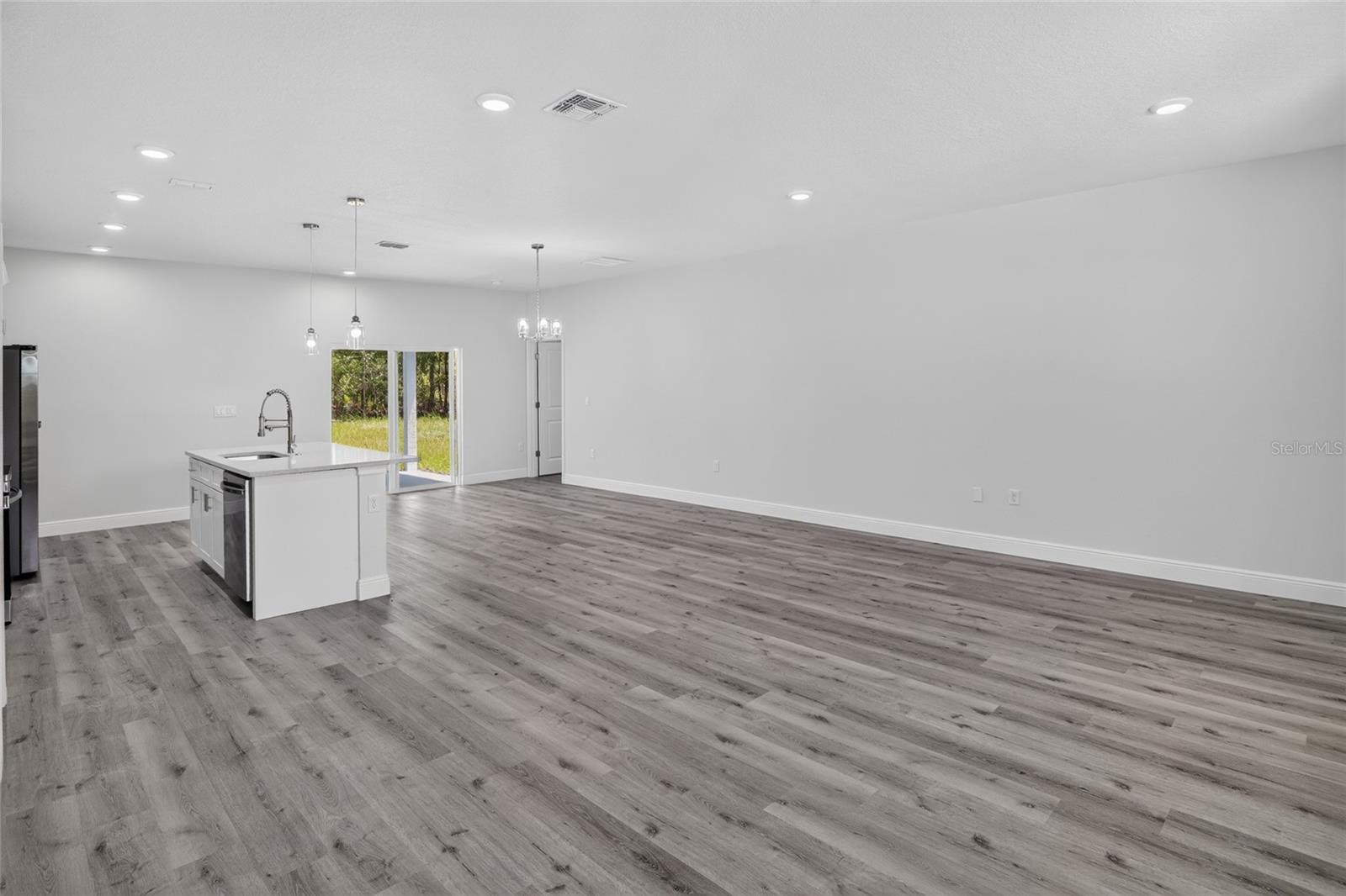 7959 N SARAZEN DR, CITRUS SPRINGS, FL — photo 5