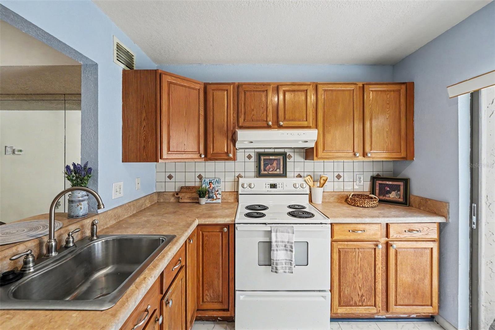 2095 SUNSET POINT RD #1904, CLEARWATER, FL — photo 8
