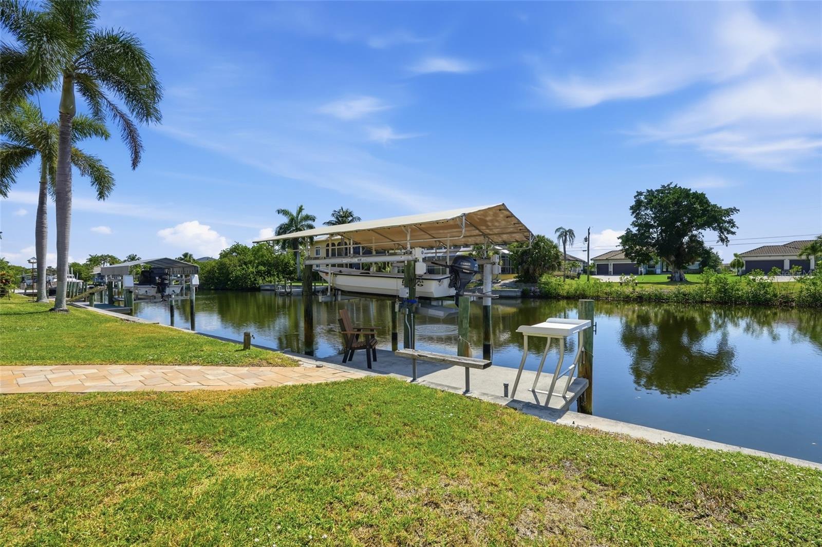 4310 PALM DR, PUNTA GORDA, FL — photo 2
