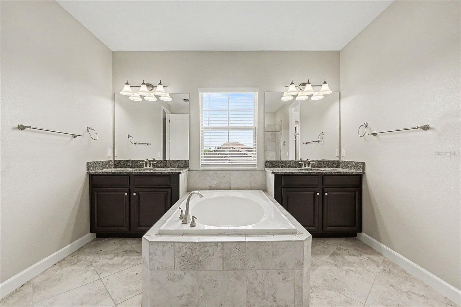 11701 NAVAJO SANDSTONE ST, RIVERVIEW, FL — photo 5