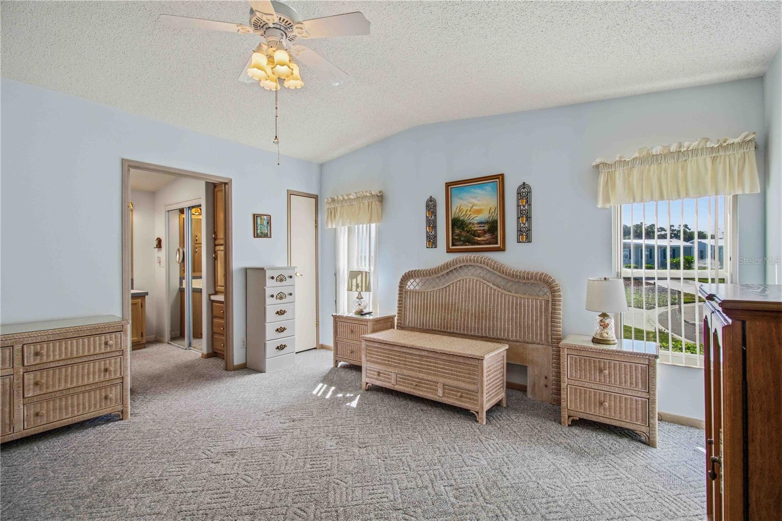 8476 IMPERIAL CIR, PALMETTO, FL — photo 14