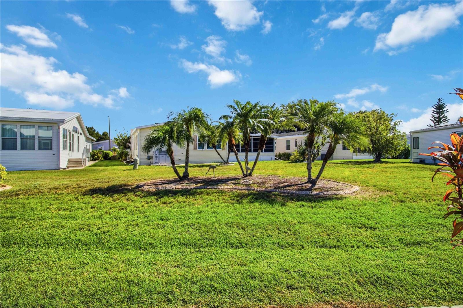8476 IMPERIAL CIR, PALMETTO, FL — photo 39