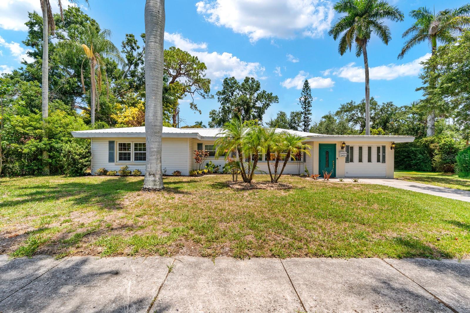 2415 2ND AVE E, BRADENTON, FL — photo 4