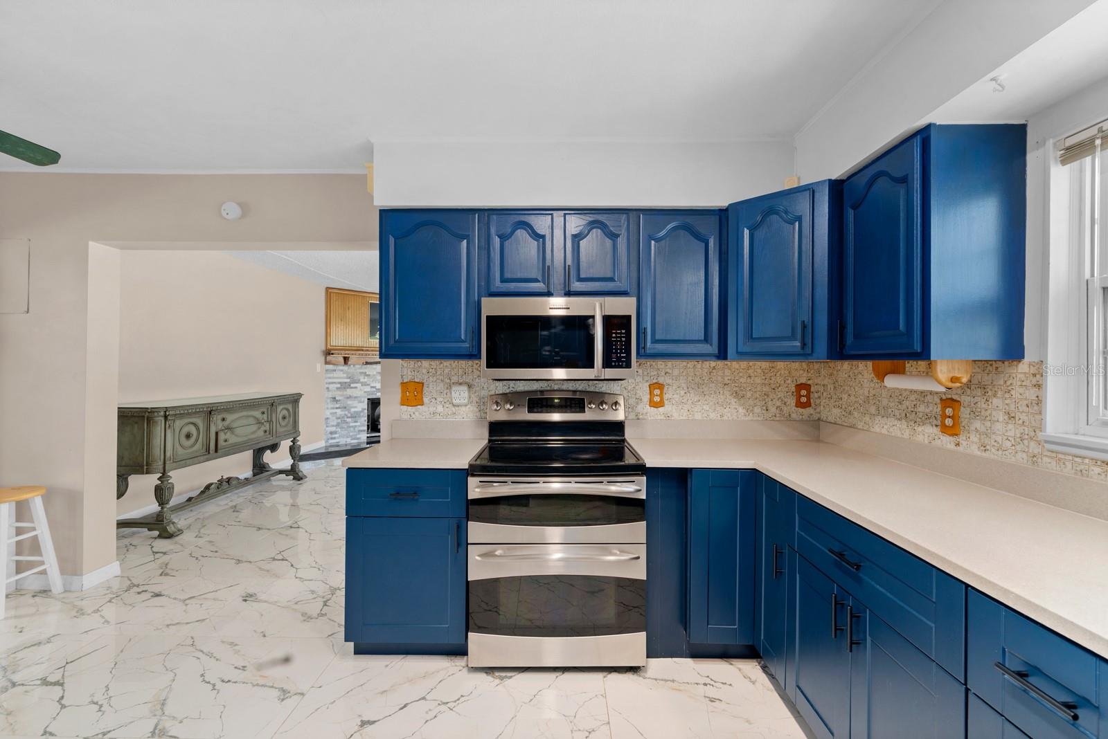 2415 2ND AVE E, BRADENTON, FL — photo 15
