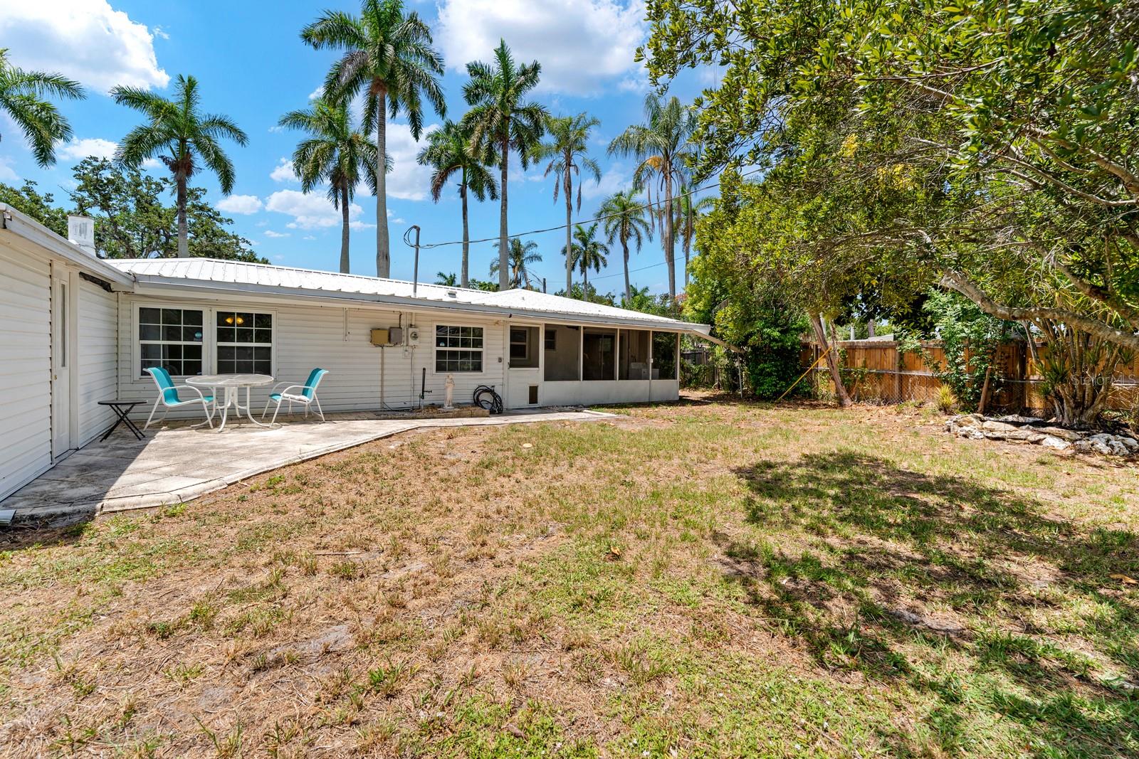 2415 2ND AVE E, BRADENTON, FL — photo 29
