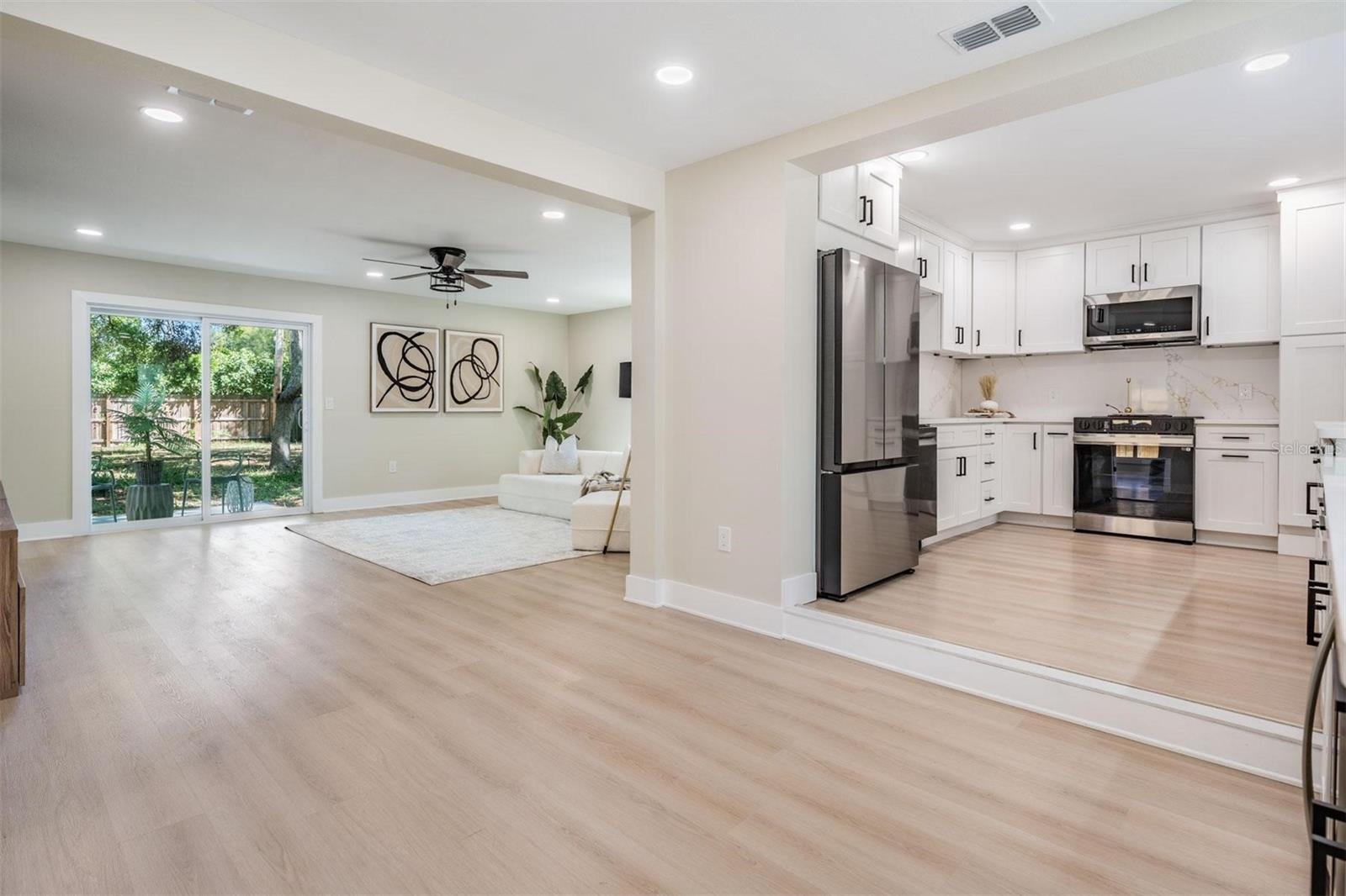 1104 S LOIS AVE, TAMPA, FL — photo 9