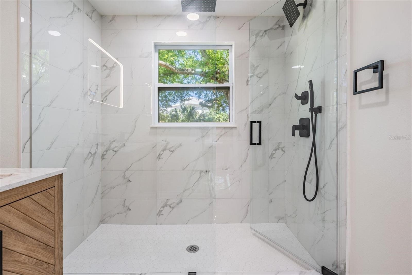 1104 S LOIS AVE, TAMPA, FL — photo 16