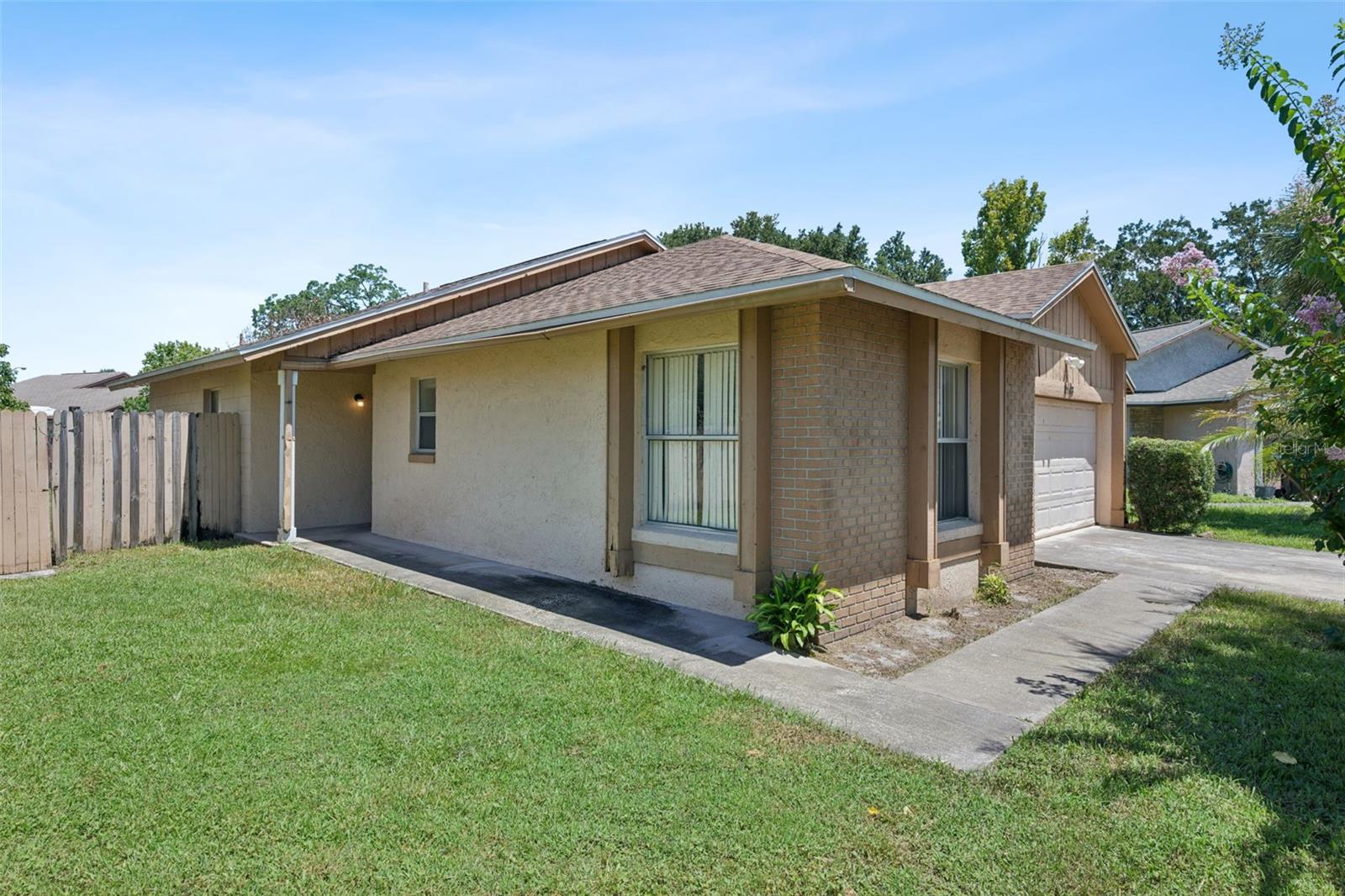2163 DILL DR, ORLANDO, FL — photo 2