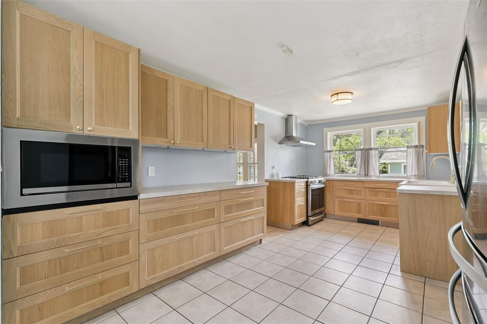 2400 S PARK AVE, SANFORD, FL — photo 12