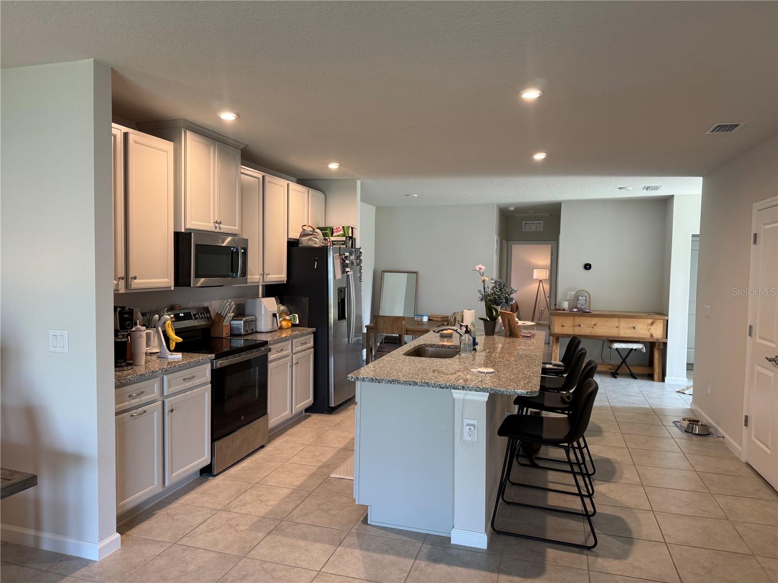 461 VOLTAIRE DR, SPRING HILL, FL — photo 2
