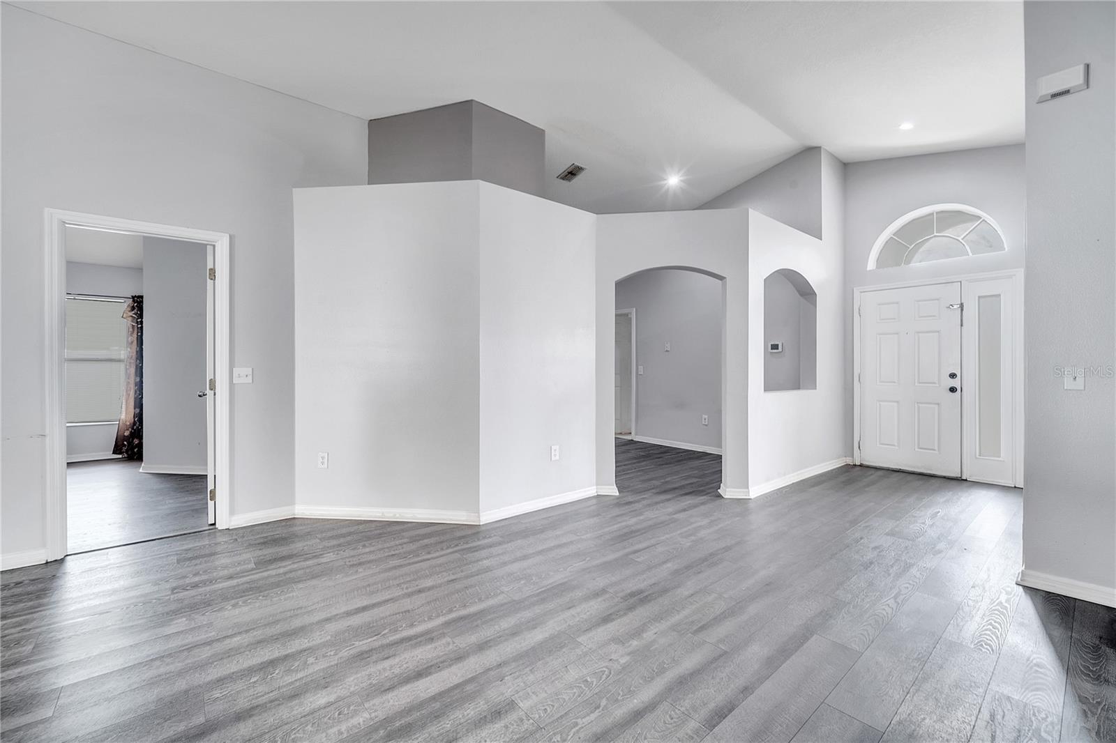 9821 8TH AVE, ORLANDO, FL — photo 3