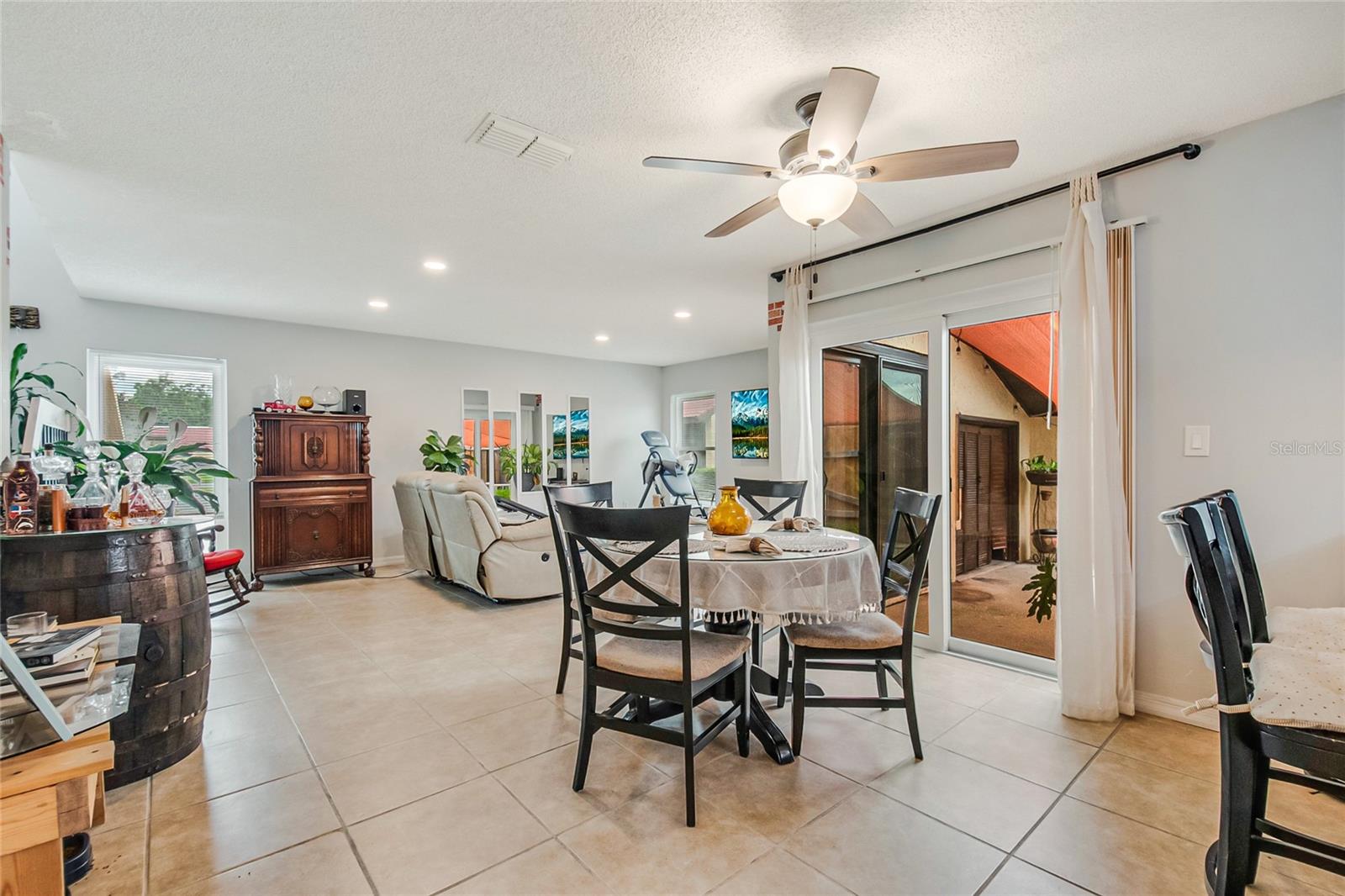 447 HUNTER CIR, KISSIMMEE, FL — photo 22