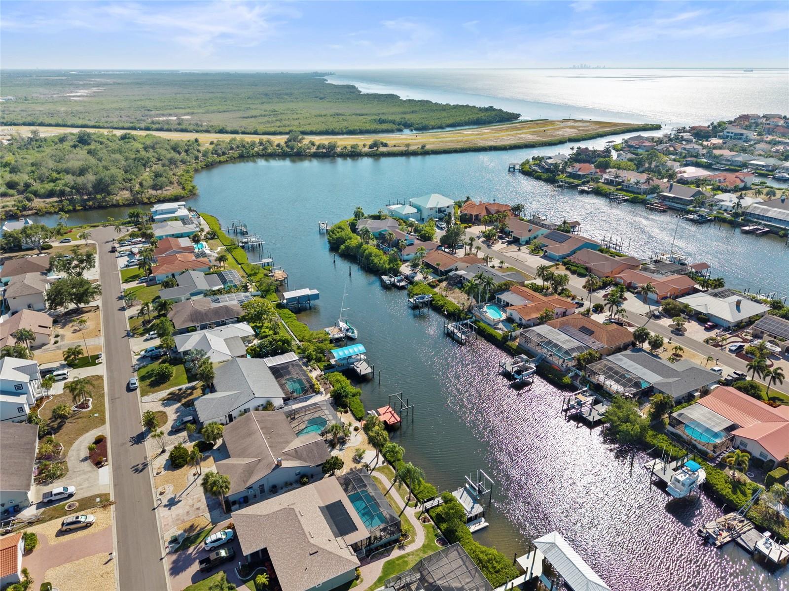 921 BIRDIE WAY, APOLLO BEACH, FL — photo 31
