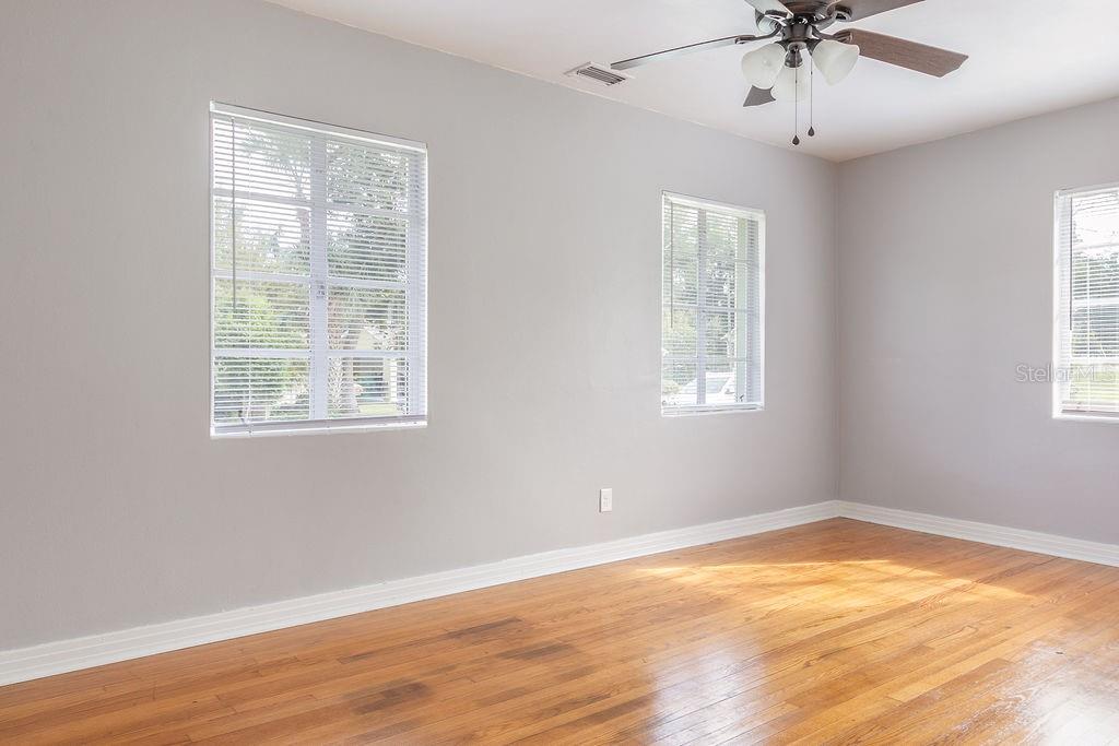 630 E INDIANA AVE, DELAND, FL — photo 9