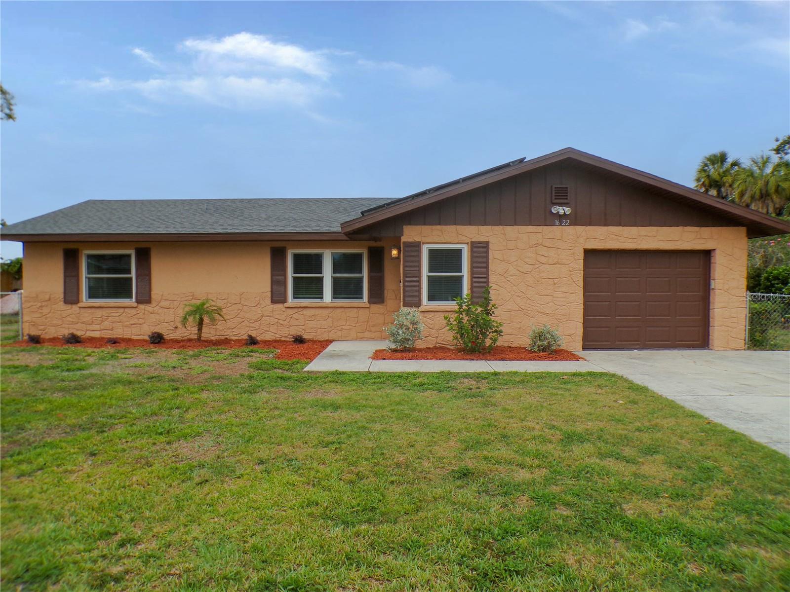 1622 17TH ST E, BRADENTON, FL — photo 3