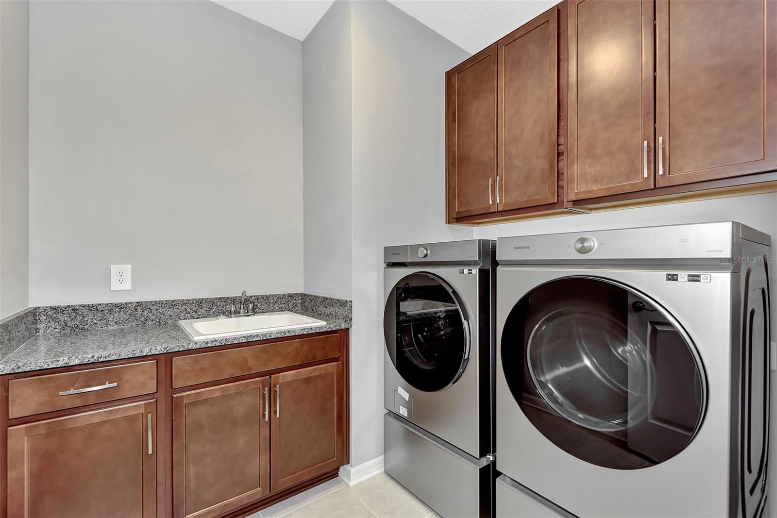 5825 MILLENNIUM SILVER CT, SARASOTA, FL — photo 48