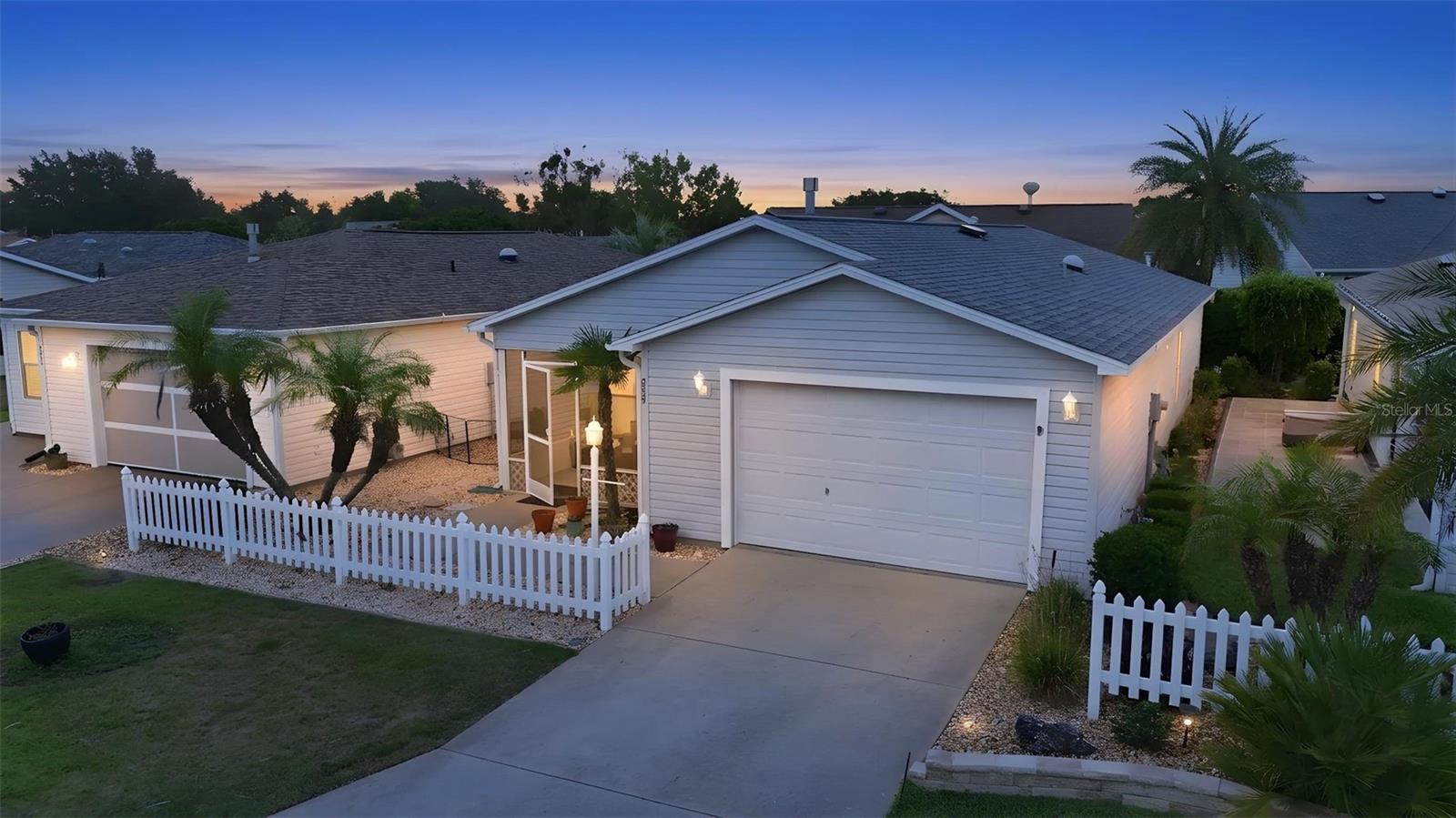 389 SEVEN OAKS LN, THE VILLAGES, FL