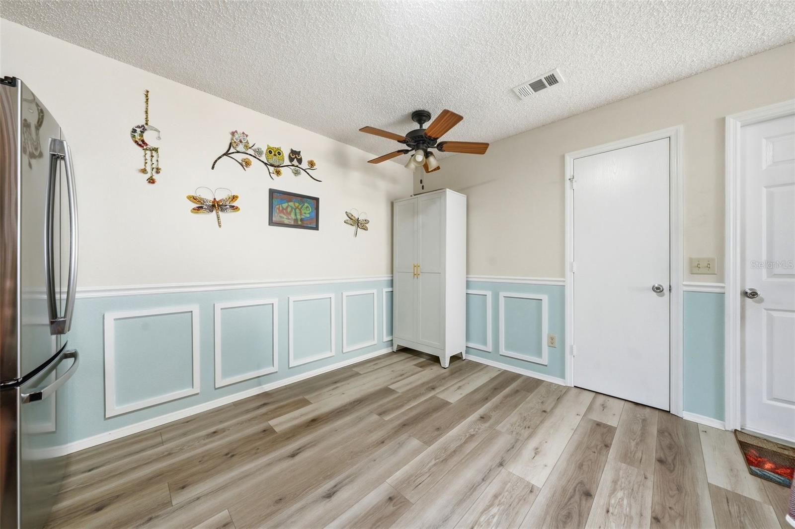 389 SEVEN OAKS LN, THE VILLAGES, FL — photo 13