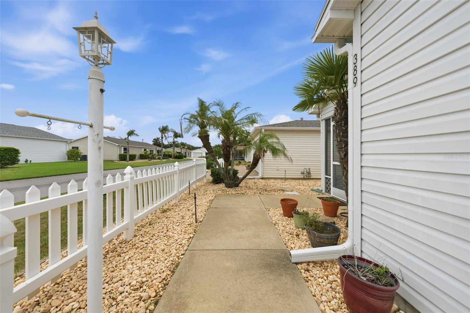 389 SEVEN OAKS LN, THE VILLAGES, FL — photo 27