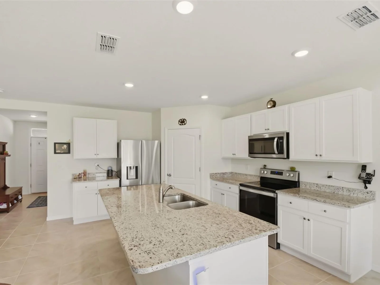 33428 COUNTRY HOUSE DR, SORRENTO, FL — photo 5