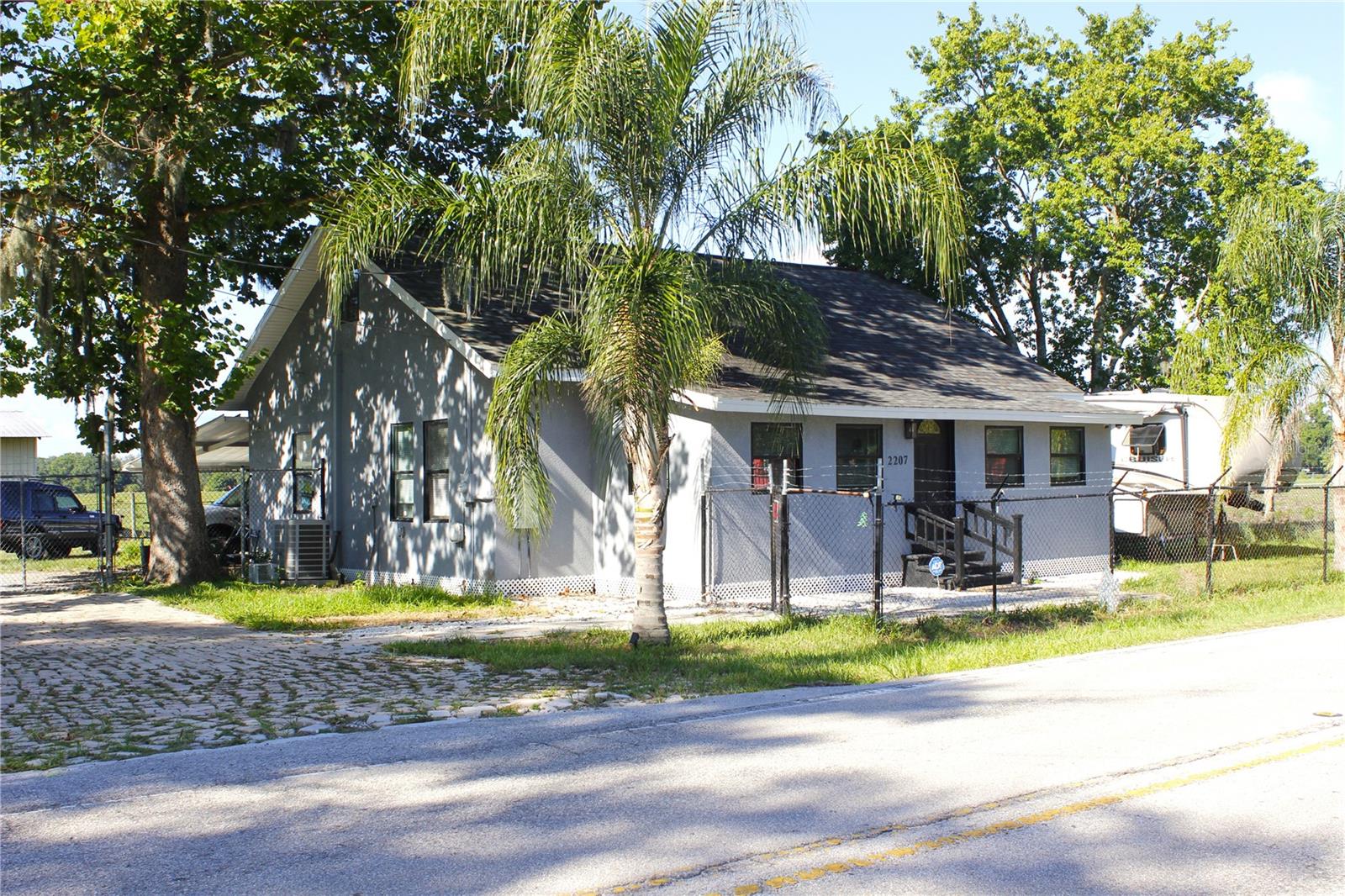 2207 SPARKMAN RD, PLANT CITY, FL — photo 2
