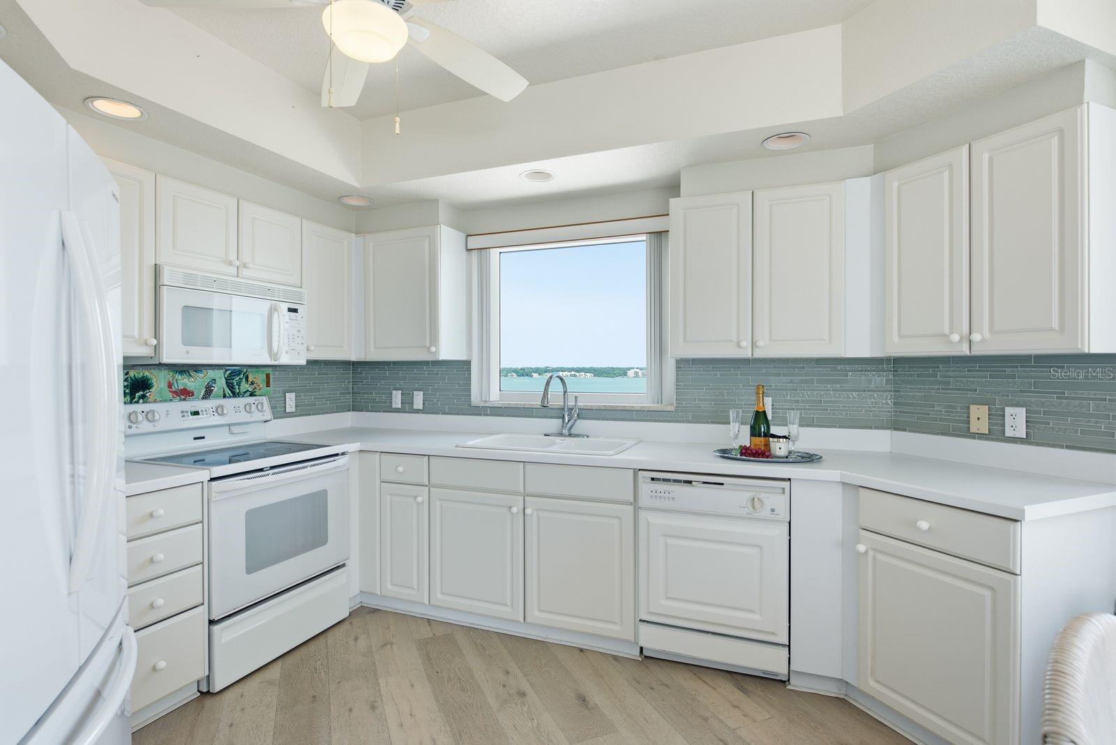 1170 GULF BLVD SW #1105, CLEARWATER, FL — photo 21