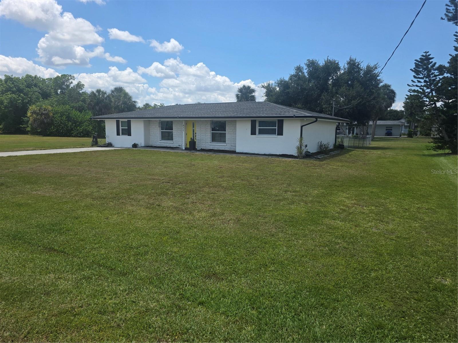 411 E GRACE ST, PUNTA GORDA, FL — photo 3