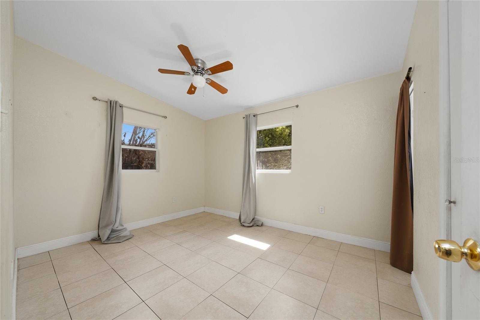 4604 ROBBINS AVE, ORLANDO, FL — photo 13