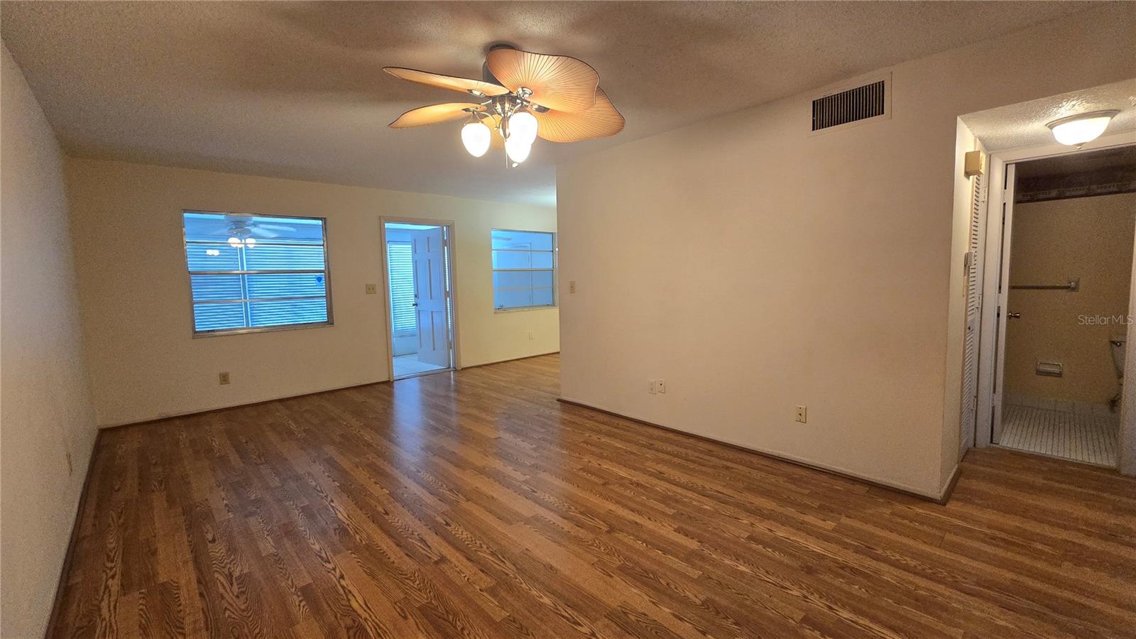 3540 32ND AVE N #214, ST PETERSBURG, FL — photo 19