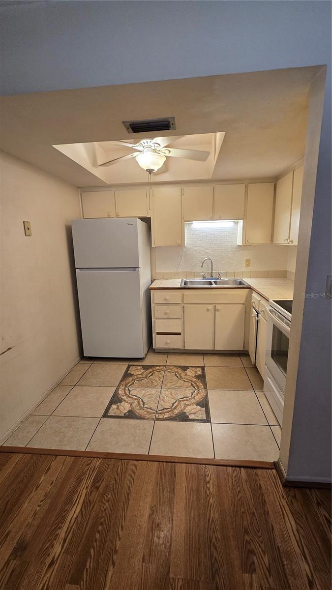 3540 32ND AVE N #214, ST PETERSBURG, FL — photo 22