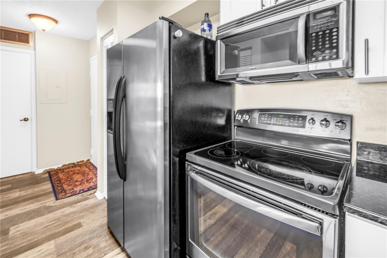 2333 FEATHER SOUND DR #C201, CLEARWATER, FL — photo 9