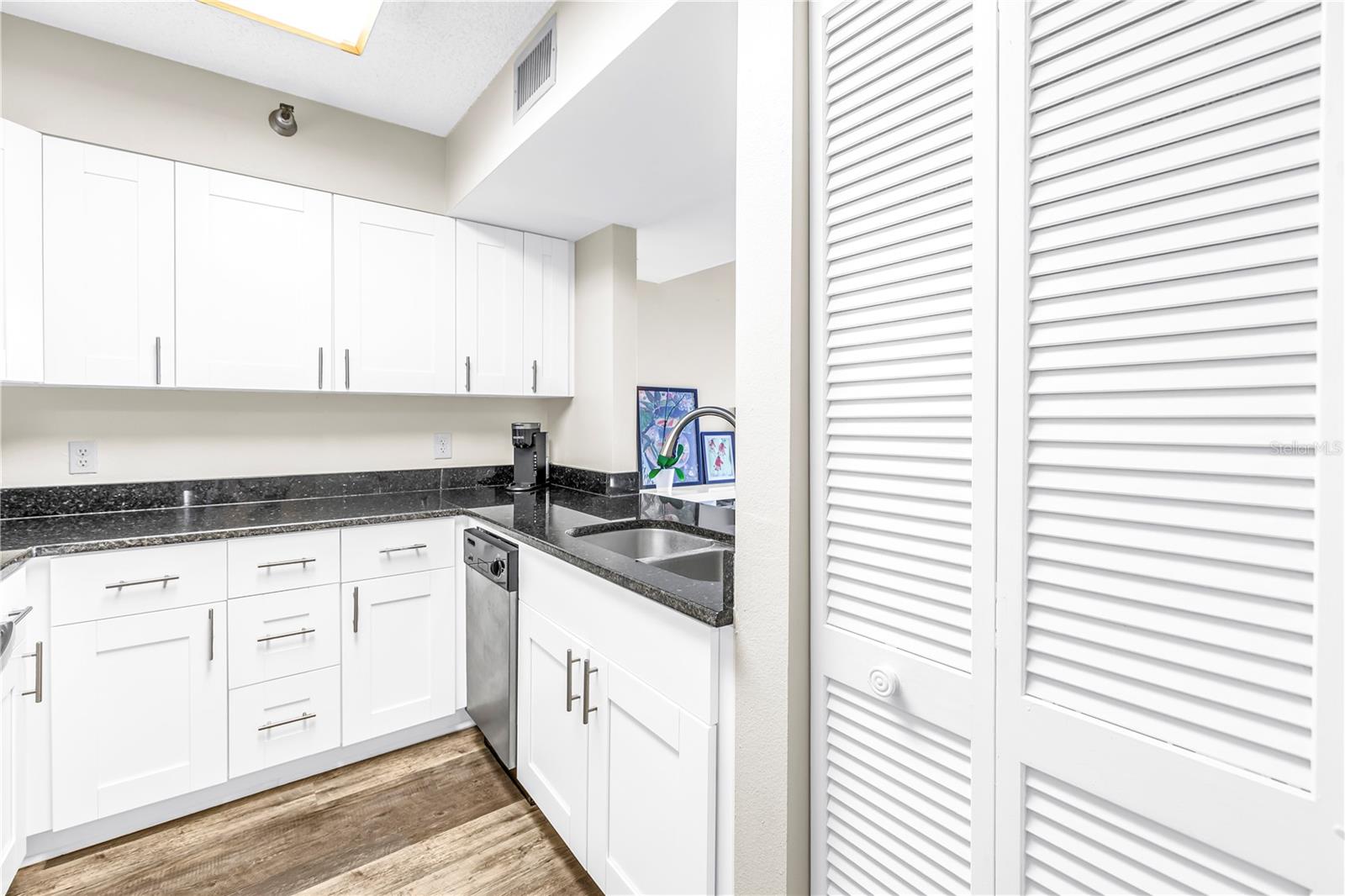2333 FEATHER SOUND DR #C201, CLEARWATER, FL — photo 11