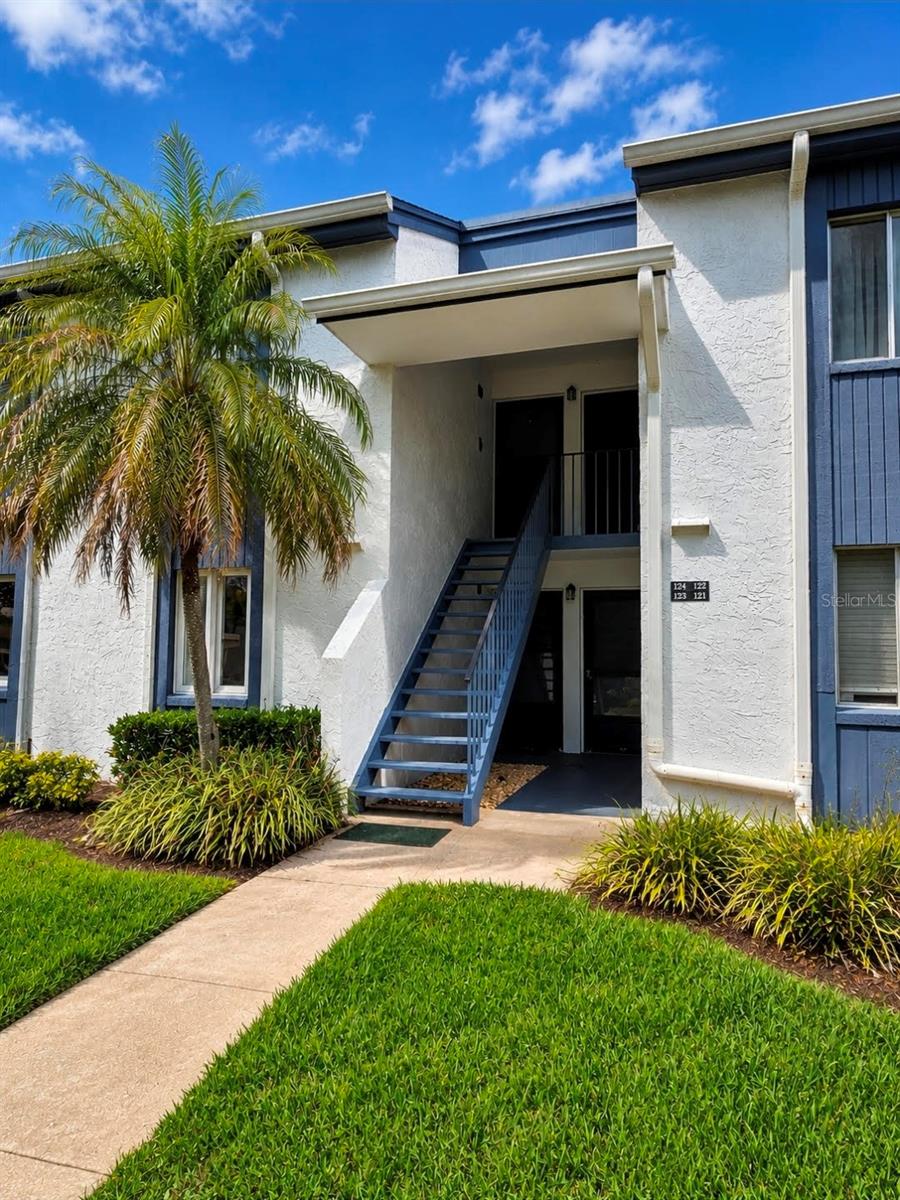 123 CYPRESS LN #23, OLDSMAR, FL
