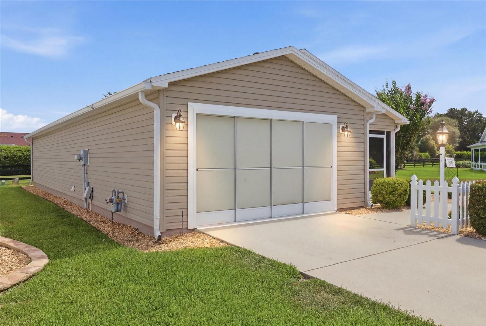 2348 RILEY RD, THE VILLAGES, FL — photo 2