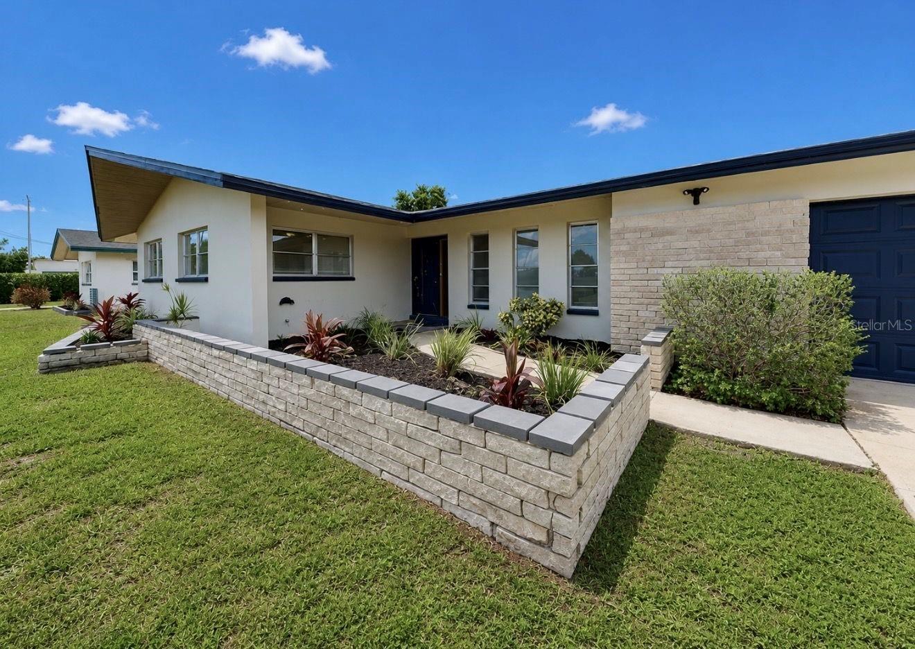 1729 BIKINI CT, CAPE CORAL, FL — photo 4