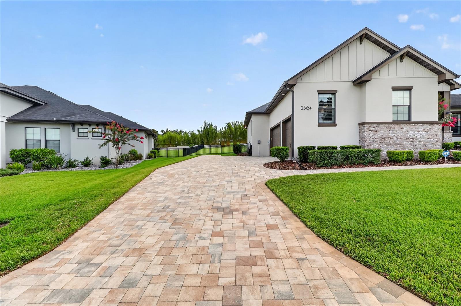 2564 DELPHI WOODS CIR, LAKELAND, FL — photo 5