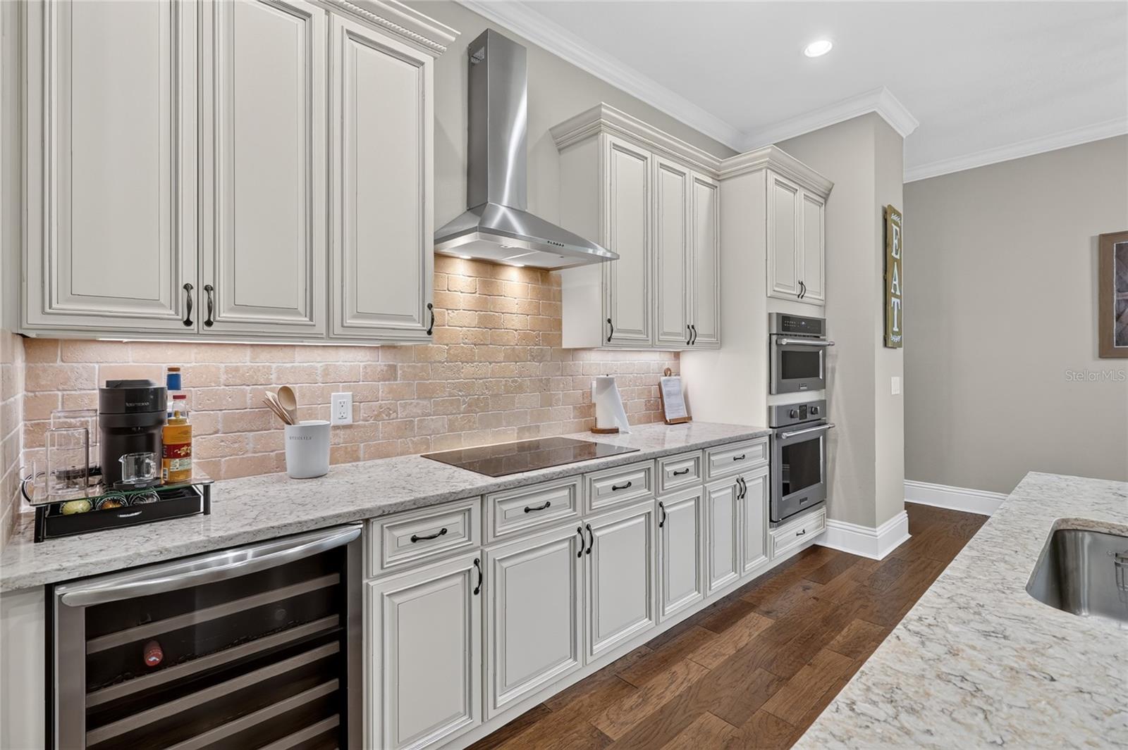2564 DELPHI WOODS CIR, LAKELAND, FL — photo 32