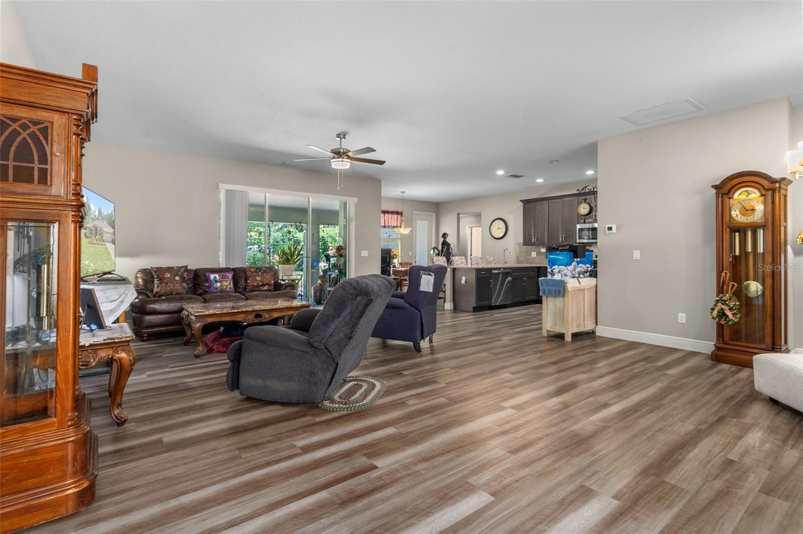 15577 SAGO DR, BROOKSVILLE, FL — photo 9